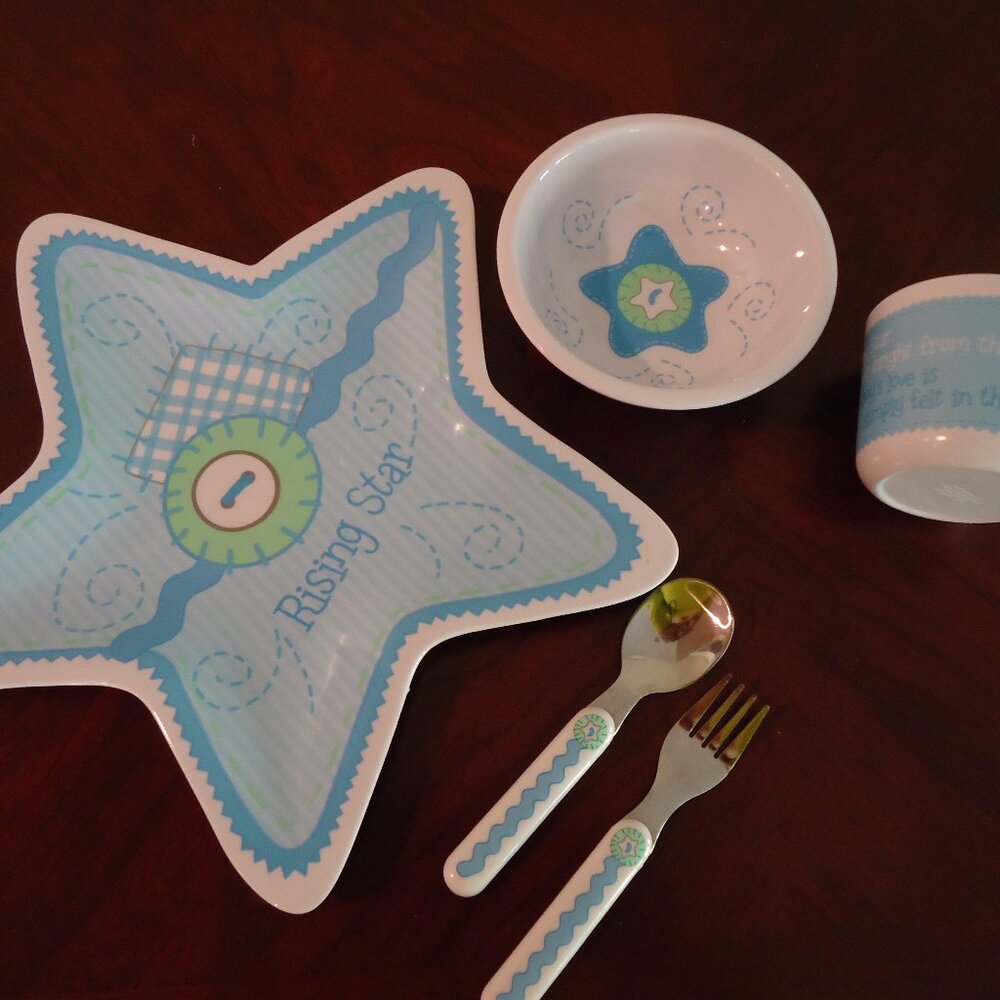Enesco Melamine Dinnerware 5 Pieces RISING STAR